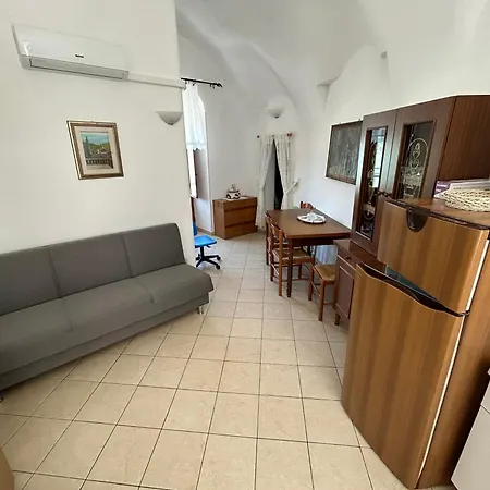 Porta Di Basso Apartment